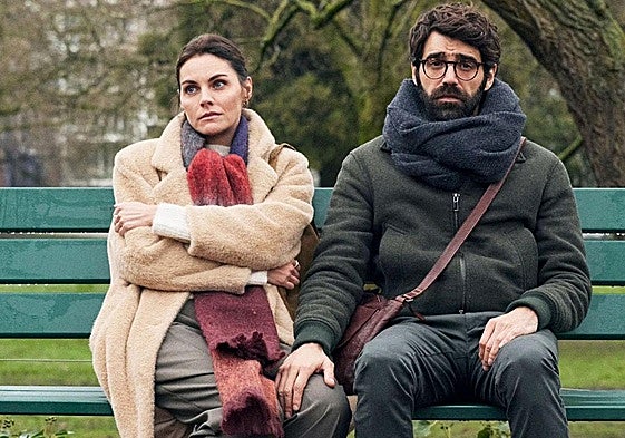 Amaia Salamanca y David Verdaguer en 'Siempre es invierno'.