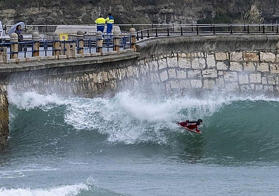 El temporal de olas, en imágenes