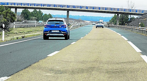 Entre Reinosa y Osorno, de bote en bote, por la autovía A-67 para viajar a Madrid