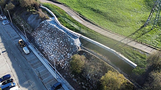 El talud de Tanos-Viérnoles, ya estabilizado tras ocho meses de obras