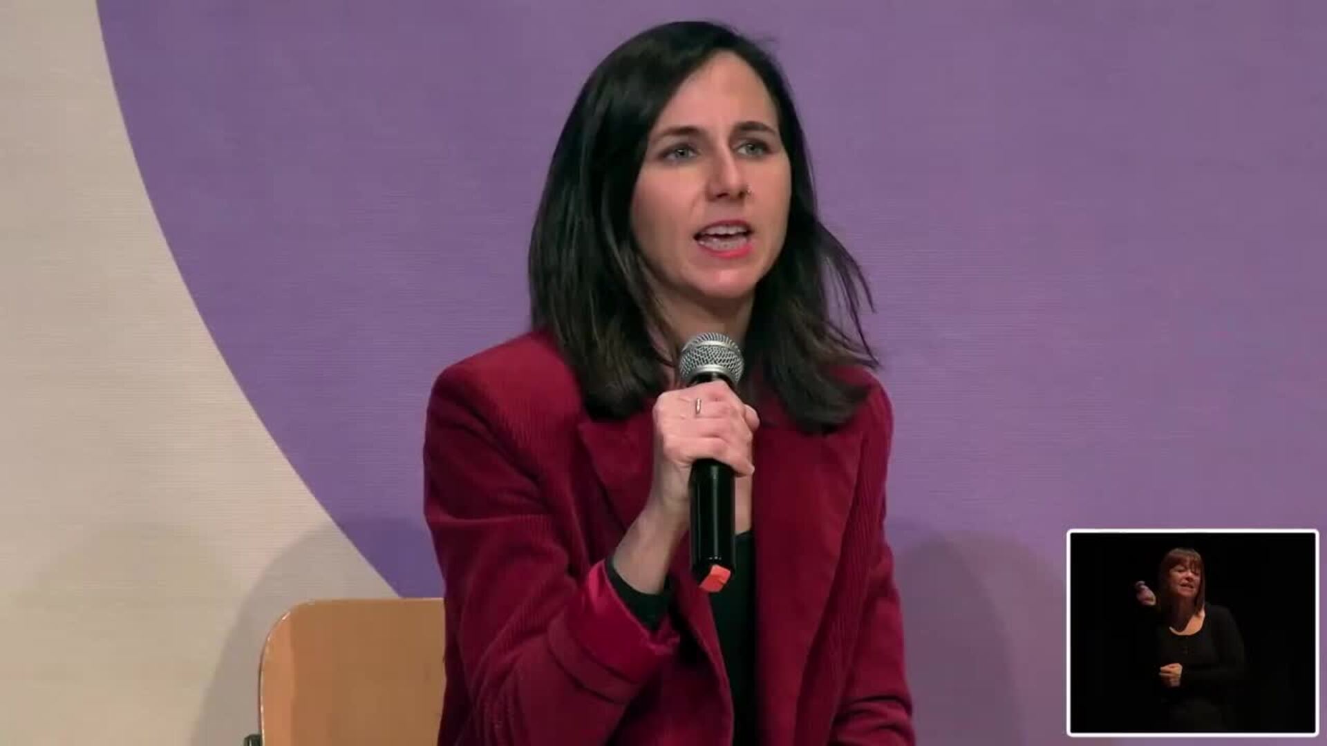 Belarra (Podemos) dice que el rearme será la "excusa" para recortes en los servicios públicos