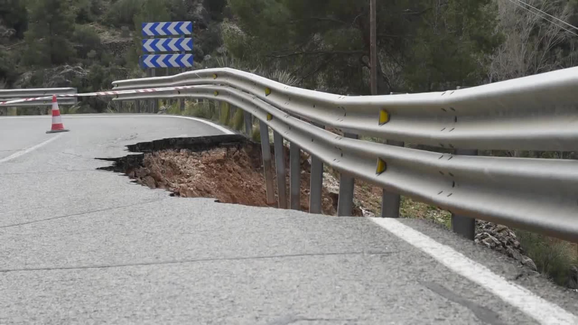 Sin previsión de apertura para la CM-3203 en Ayna (Albacete)