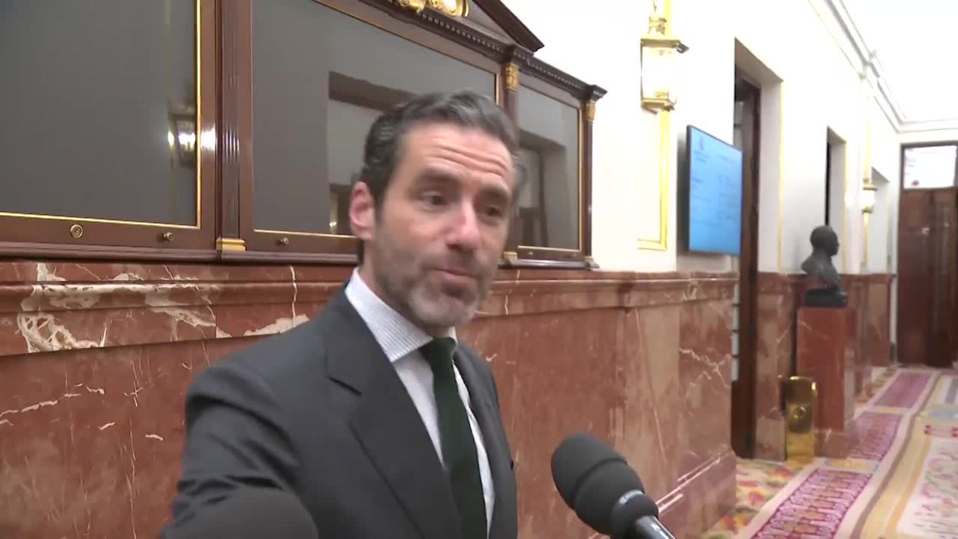 PP llama al Gobierno a aclarar si pacta con Junts "por la puerta de atrás"