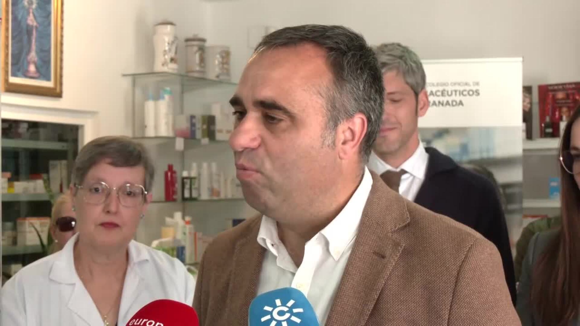 El proyecto 'Mi reto' activa con los mayores de Granada un sistema personalizado de medicación