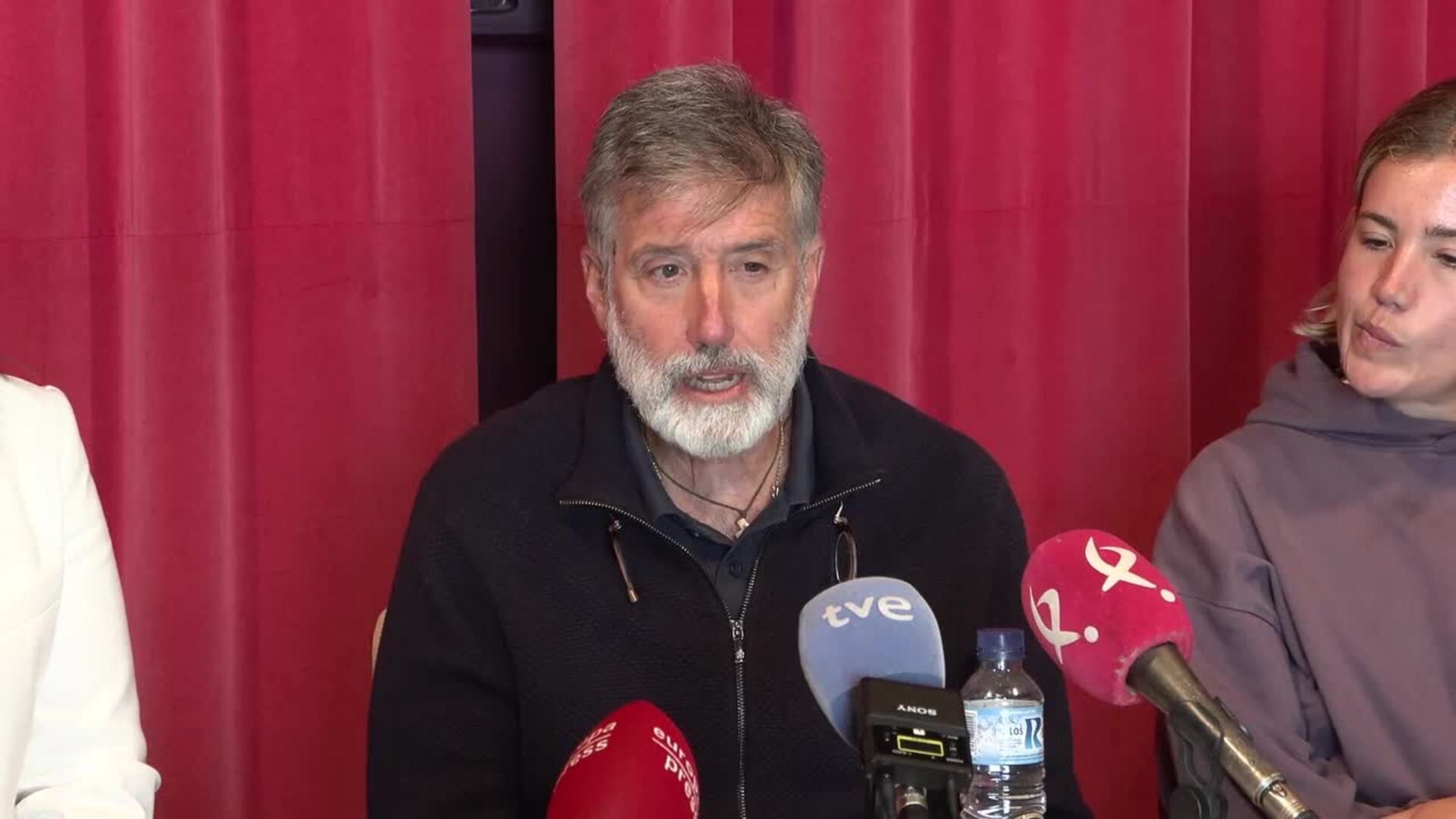 La OEX estrena junto a Emilio Aragón su nuevo espectáculo 'Había una vez, una orquesta'