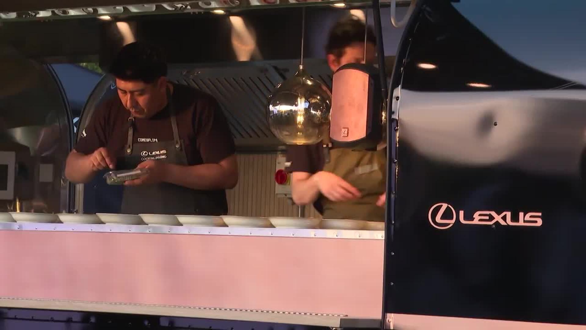'OMOTENASHI ON-THE-GO': La alta cocina llega a la calle de la mano de Lexus