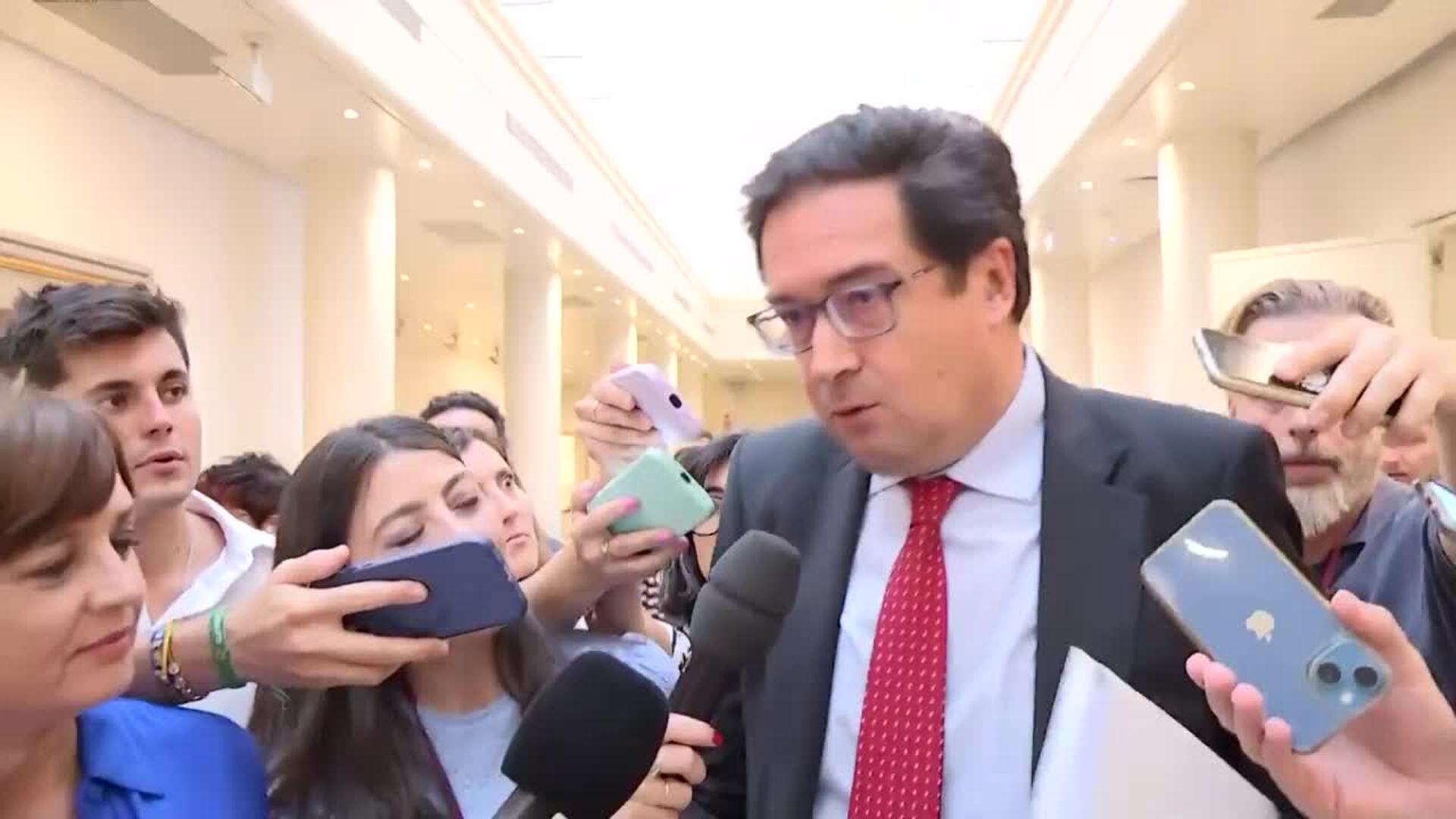 Óscar López señala que el PSOE "siempre actúa" contra la corrupción "a diferencia del PP"