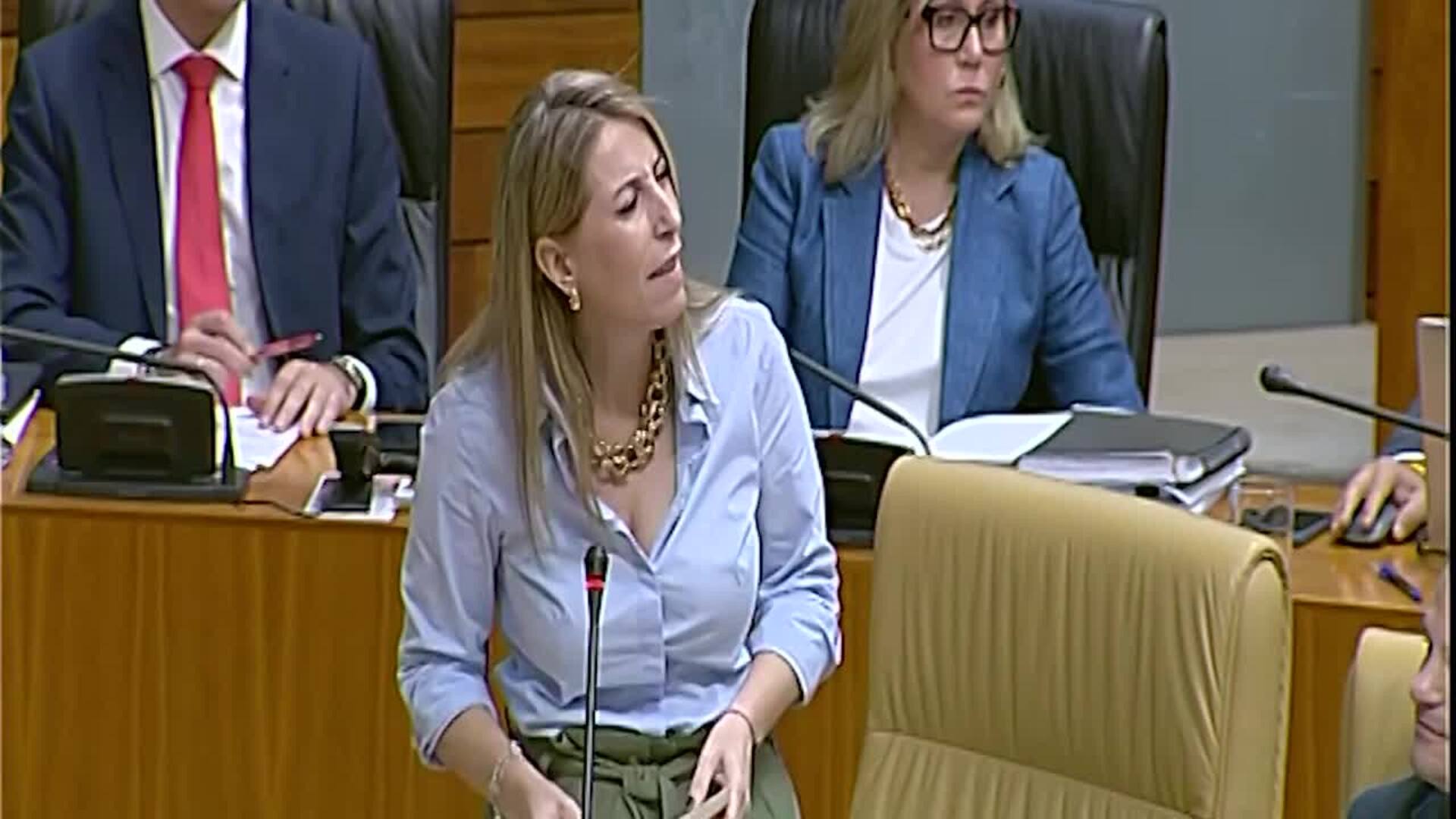 Guardiola dice que la Junta es "transparente" frente a un PSOE "hasta las cejas de corrupción"