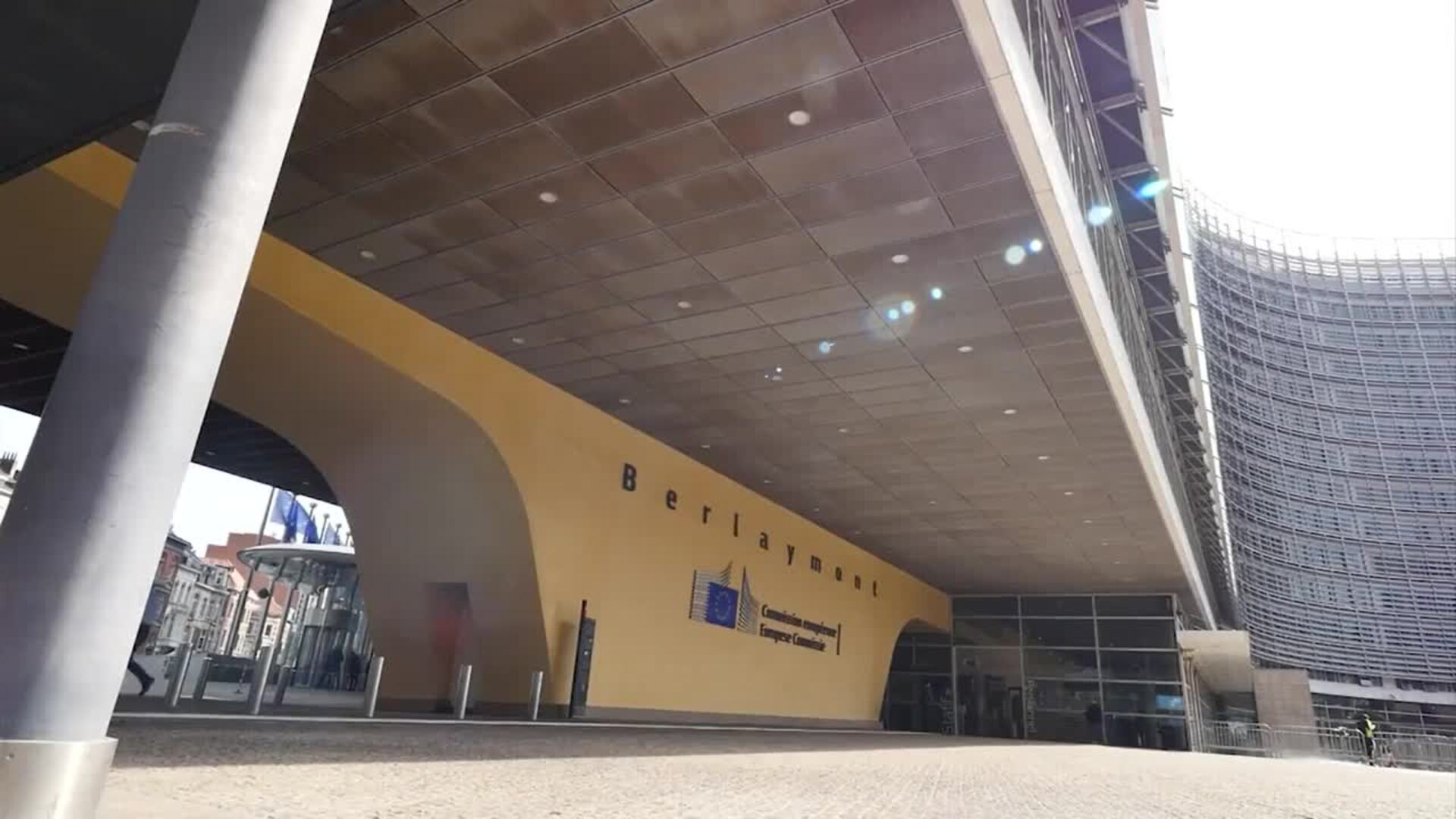 Los 27 acuerdan una reducción del 90% de emisiones en 2040 pero que relajan con flexibilidad