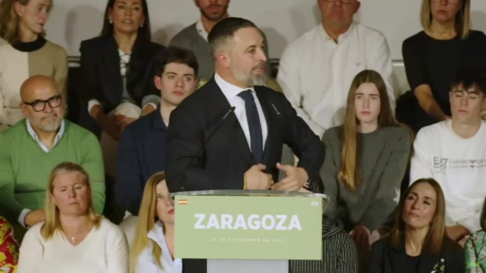 Abascal (Vox) pide a Azcón "un compromiso" para que Aragón levante cabeza