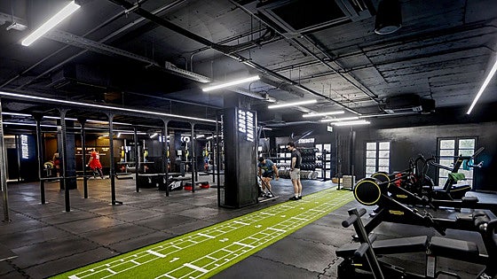 El antiguo Zara reabre como Fitness Park, el gimnasio más grande de Torrelavega