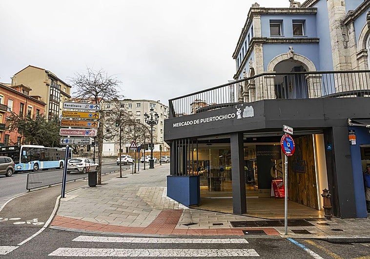 El McDonald's de Puertochico abrirá hasta las 23.30 horas y una hora más los fines de semana