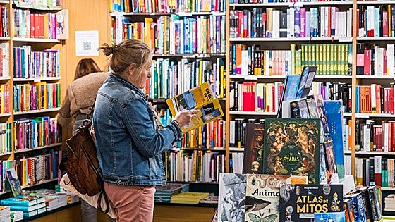 Cantabria envuelve al Día del Libro