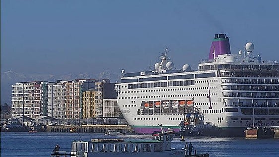 El crucero confinado en por un brote de gastroenteritis estuvo en marzo en Santander y volverá en noviembre