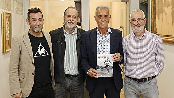 Sigue la presentación del libro 'José Manuel Abascal, del Pas a los Ángeles' desde El Ateneo
