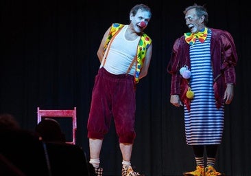 Miguel Meca y Juanjo Paredes en la obra 'Jo, que risa'.