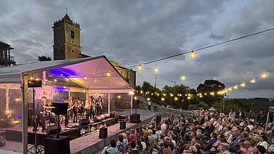 Isla Jazz Festival fusiona su música con la gastronomía y el territorio