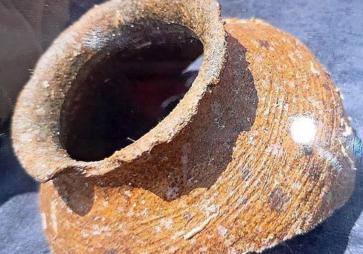 Esta es la fotografía de la pieza que ahora se busca, que tomó la misma persona que la encontró.