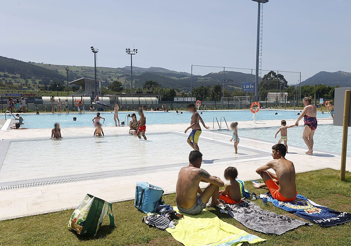Reabre el vaso mediano de la piscina de Tanos tras el último episodio de heces