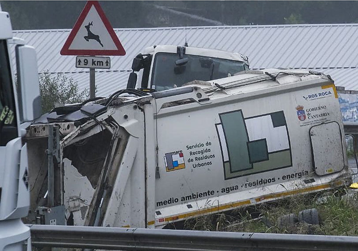 Dos muertos en un accidente de tráfico en la A-67, a la altura de Cartes y dirección Santander