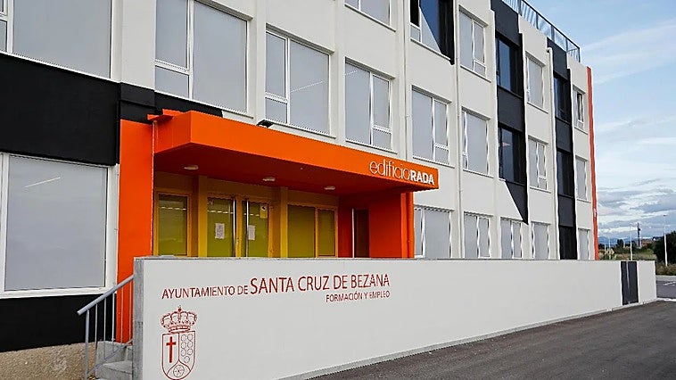 Bezana ofrece talleres gratuitos para que empresas y vecinos aprendan a manejar la inteligencia artificial