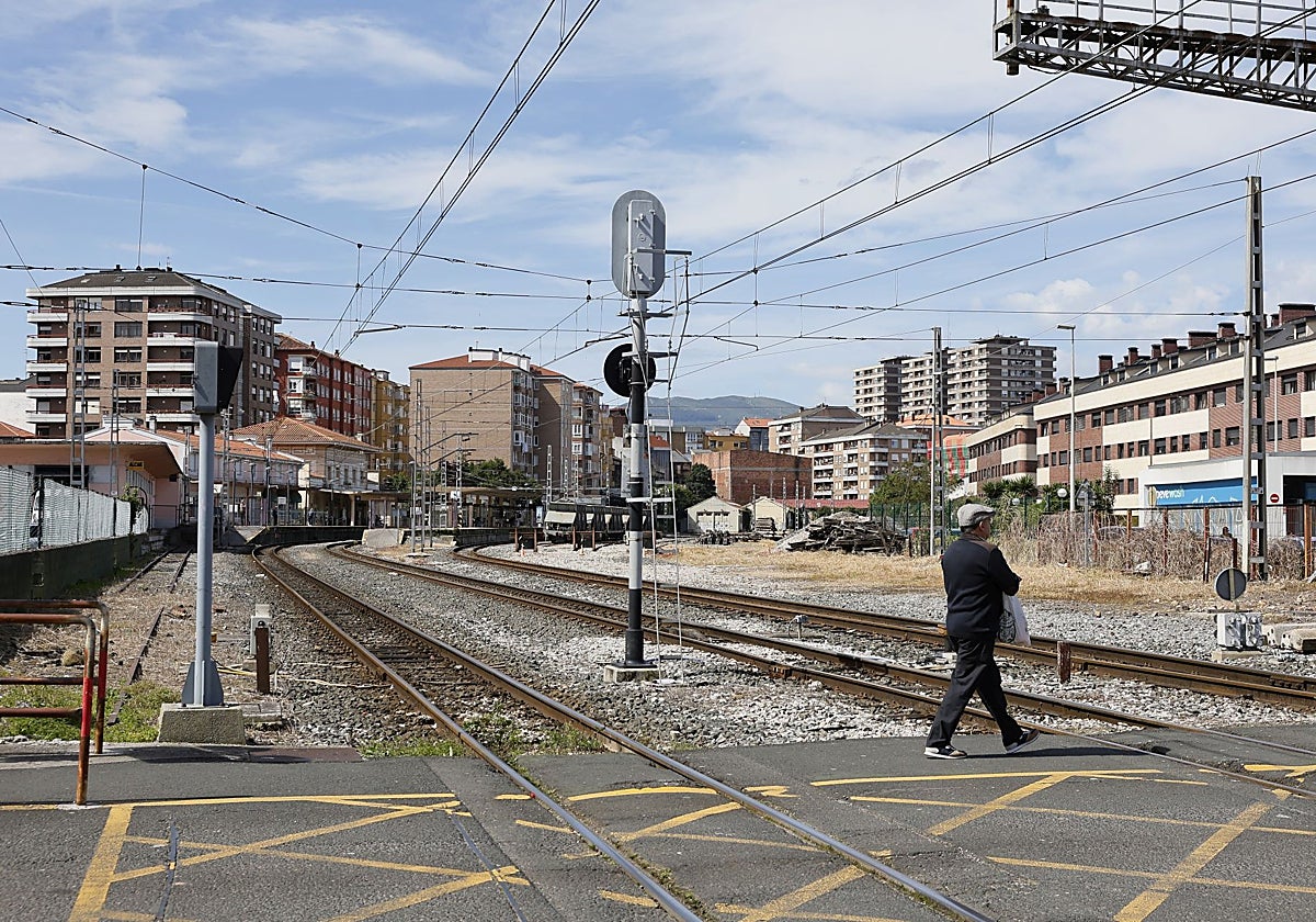 Adif licita el soterramiento de Torrelavega con un plazo de ejecución de cuatro años y cuatro meses