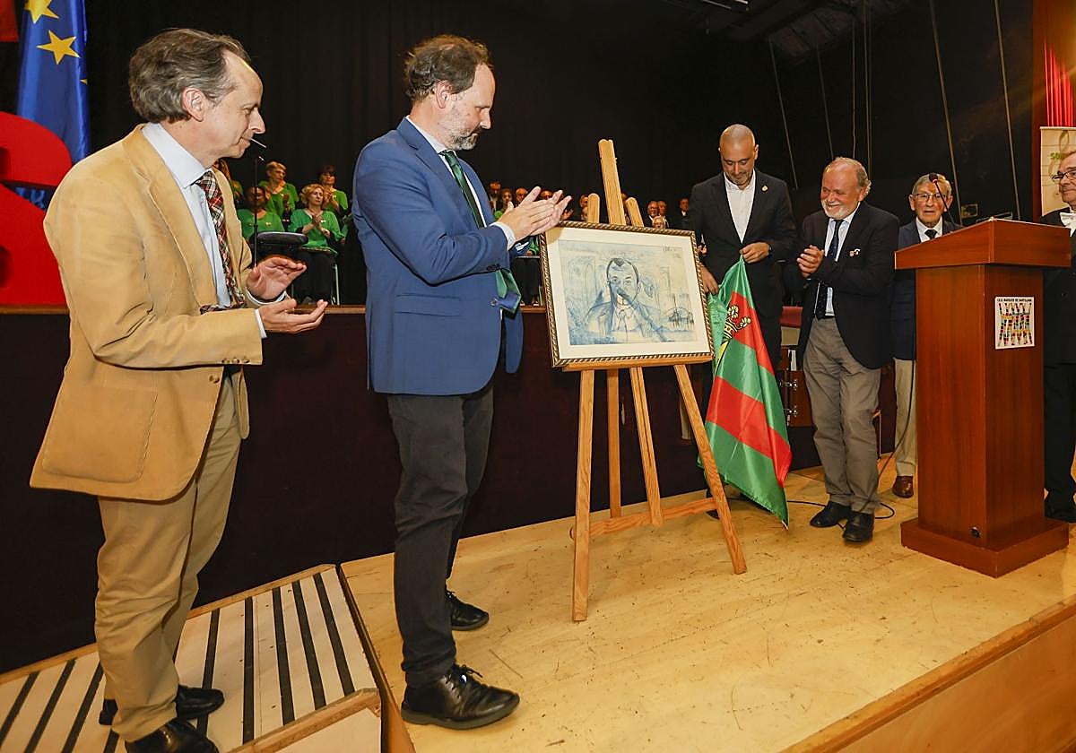 El homenaje a Marcano de su instituto y la Sociedad Coral