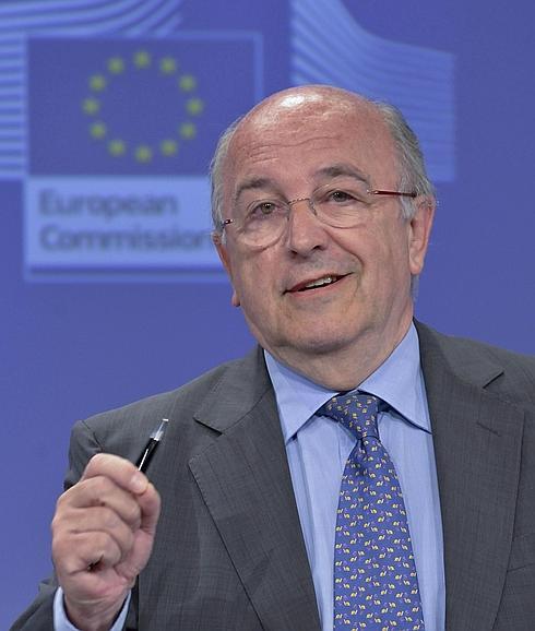 Bruselas investiga posibles ventajas fiscales a Apple, Fiat y Starbucks