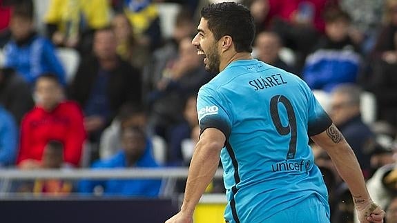 Suárez celebrando un gol. 