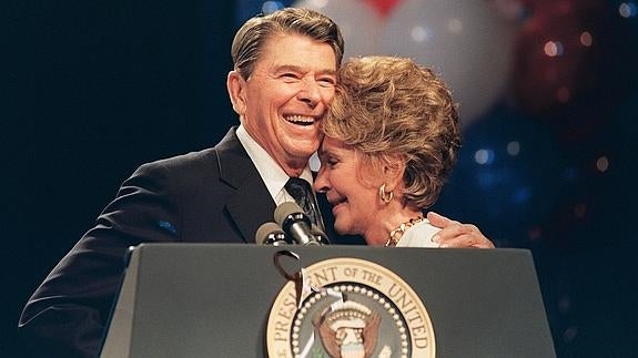 Nancy y Ronald Reagan, en una imagen de 1988.