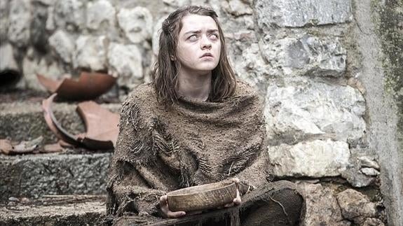 La nueva vida de Arya Stark (Maisie Williams) como sierva del Dios de Muchos Rostros.