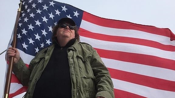 Michael Moore, omnipresente una vez más. 
