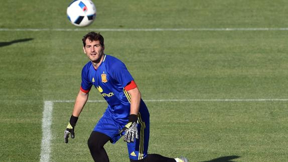 Iker Casillas, en un entrenamiento. 