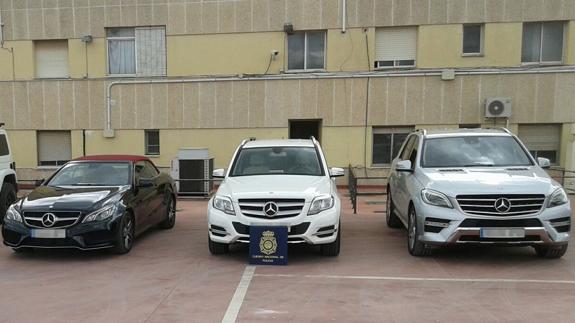 Imagen de la Policía Nacional en el que se ven algunos de los coches robados. 