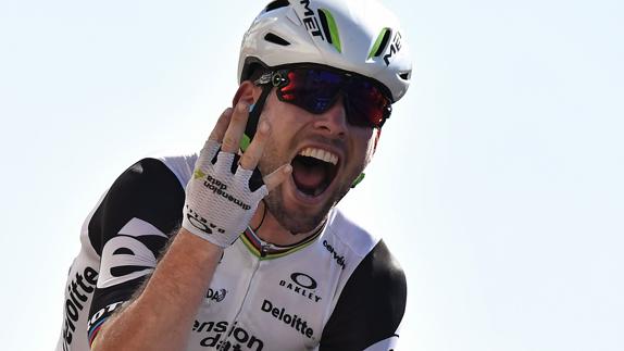 Cavendish celebra una nueva victoria de etapa.