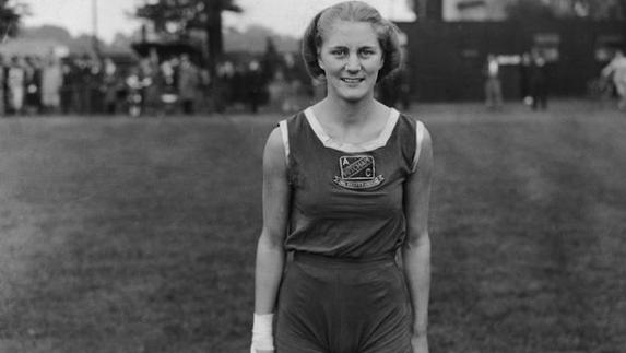 Dorothy Tyler-Odam, antes de la competición. 