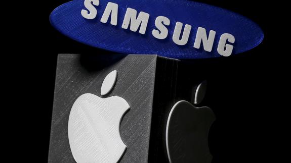 Samsung y Apple mantienen desde 2011 una batalla judicial por las patentes de móviles.