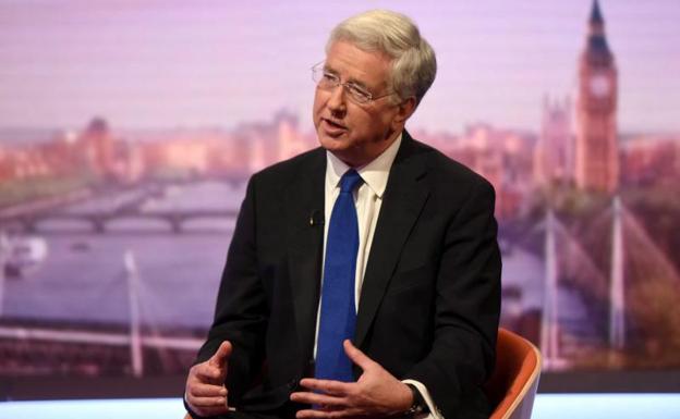 El ministro de Defensa del gobierno de Theresa May, Michael Fallon.