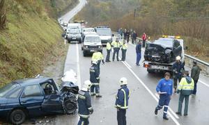 Imagen de archivo de un accidente de tráfico en Luena en 2006. / DM