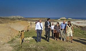 El alcalde Iñigo de la Serna y el concejal Santiago Recio visitaron esta mañana la zona de Rostrío. / DM