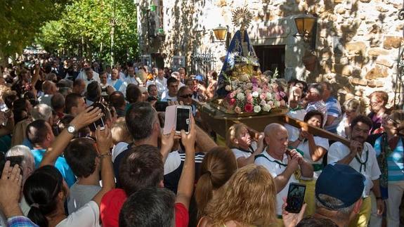 El obispo llama a la «unidad» contra el paro y la pobreza