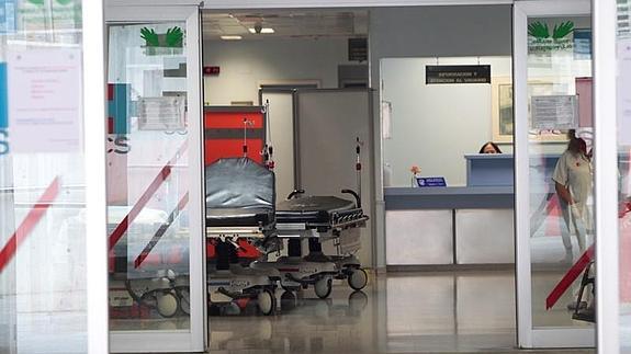 Entrada de Urgencias de Valdecilla.