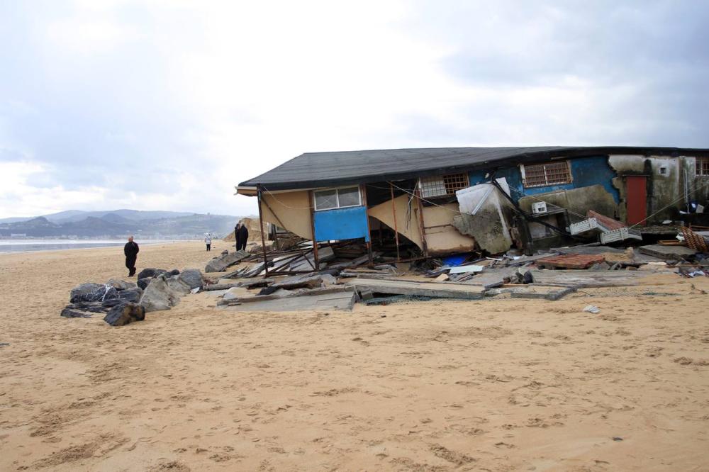 El Ayuntamiento de Laredo pide permiso para demoler el 'Barlovento'