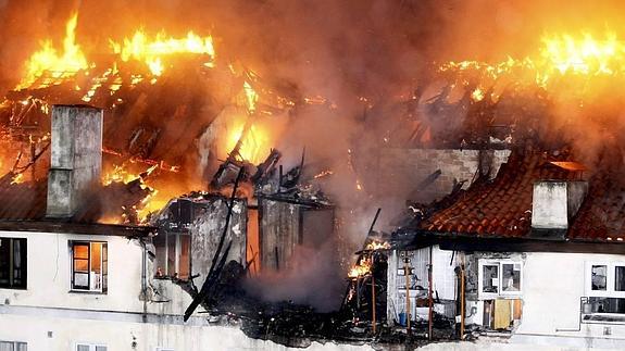 El Ayuntamiento tendrá que indemnizar con 2,6 millones a los afectados del incendio de Tetuán