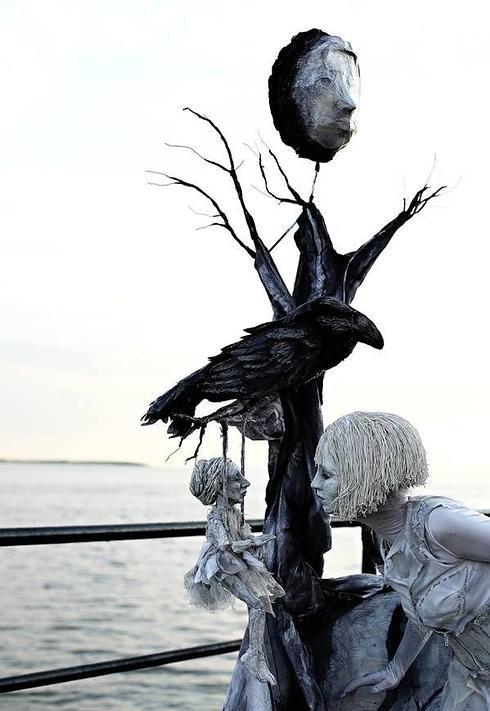 La compañía canadiense Magali Chouinard estrena en Santillana su obra 'La femme Blanche'. -