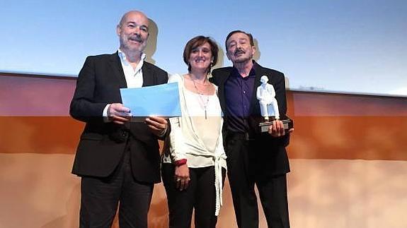 Antonio Resines, Lidia Ruiz Salmón y Juan Diego, sobre el escenario