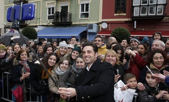 Bustamante durante el homenaje en la calle de Tetuán en enero pasado.