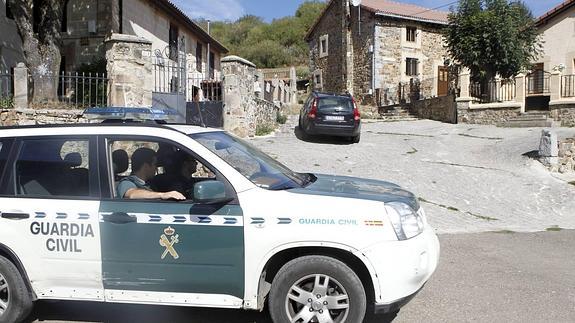 Dispositivo de búsqueda del acusado en el pueblo de Caloca (Pesaguero) en septiembre de 2013.