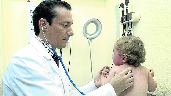 Uno de cada tres bebés de Cantabria sufre un episodio de bronquiolitis en el primer año de vida.