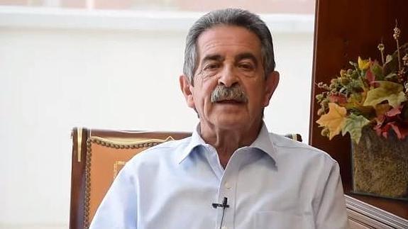 Revilla, durante la grabación de su nuevo vídeo como 'youtuber'.